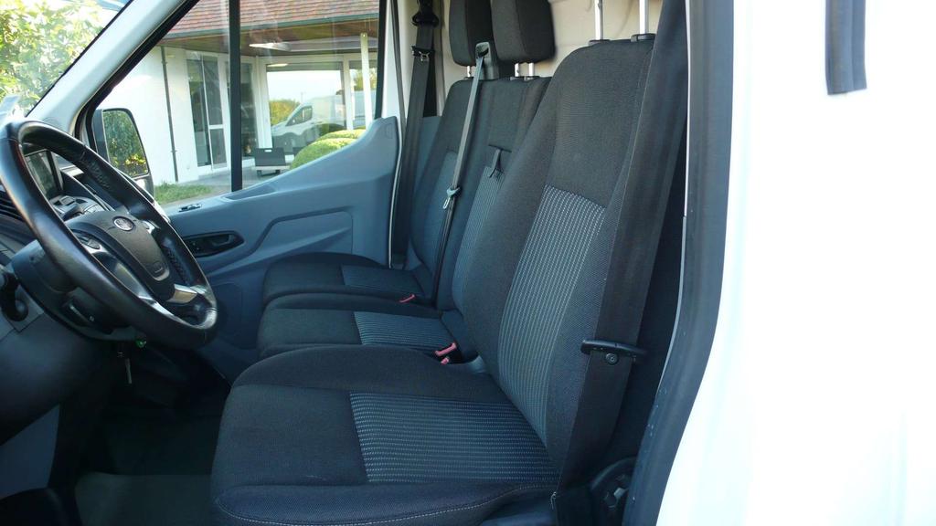 Ford Transit L3H2 130pk airco navi proper 11950 euro Garage Frank Mesure