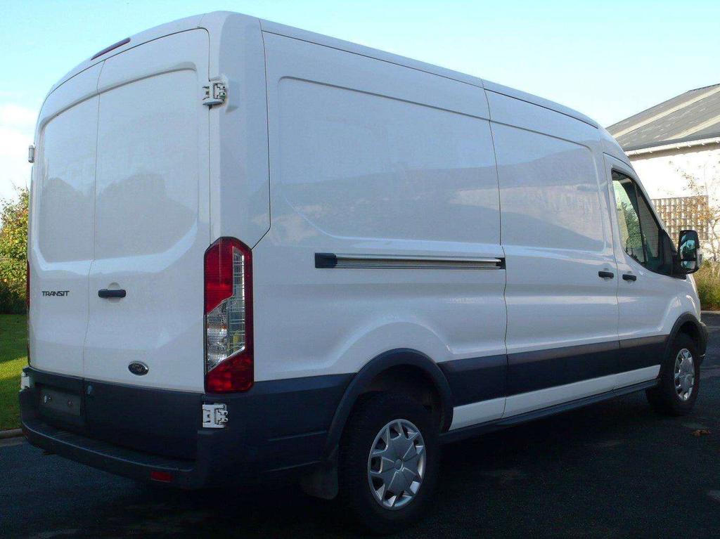 Ford Transit L3H2 130pk airco navi proper 11950 euro Garage Frank Mesure