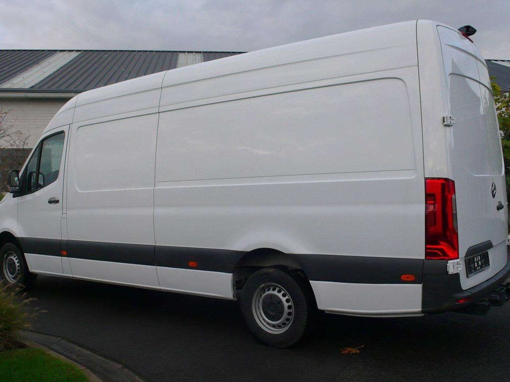 Mercedes-Benz Sprinter Sprinter 317 L3H2 MBUX trekhaak 3.5ton 31750+btw Garage Frank Mesure