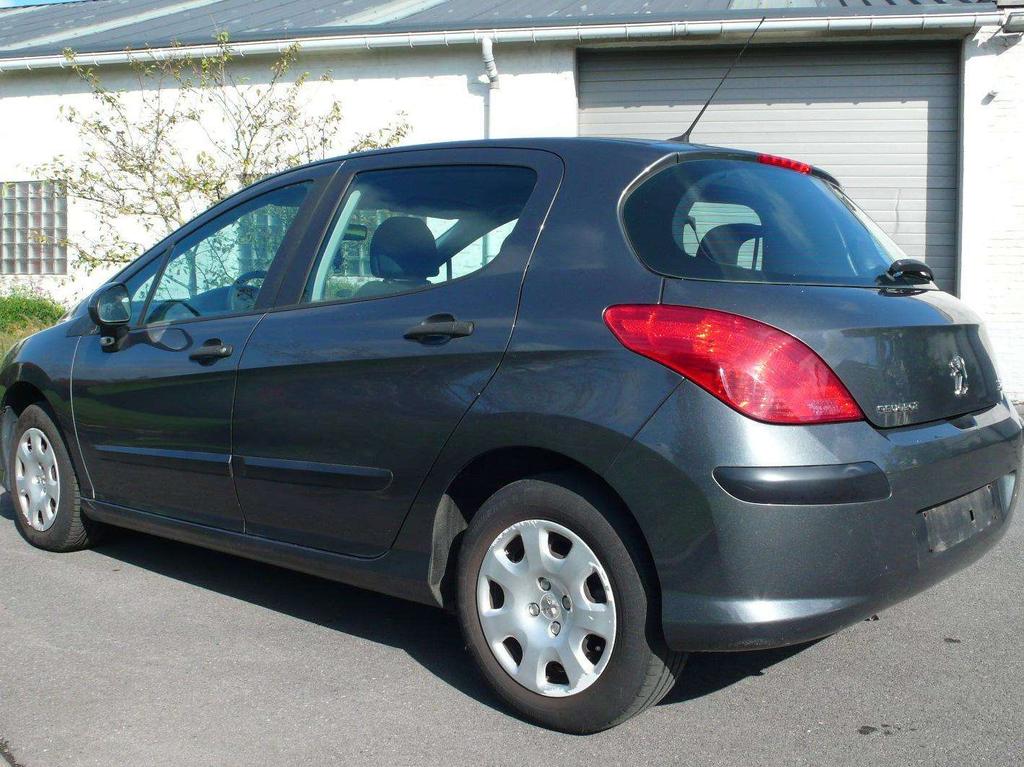 Peugeot 308 1.4 benzine - 5 deuren - 95000 km Garage Frank Mesure