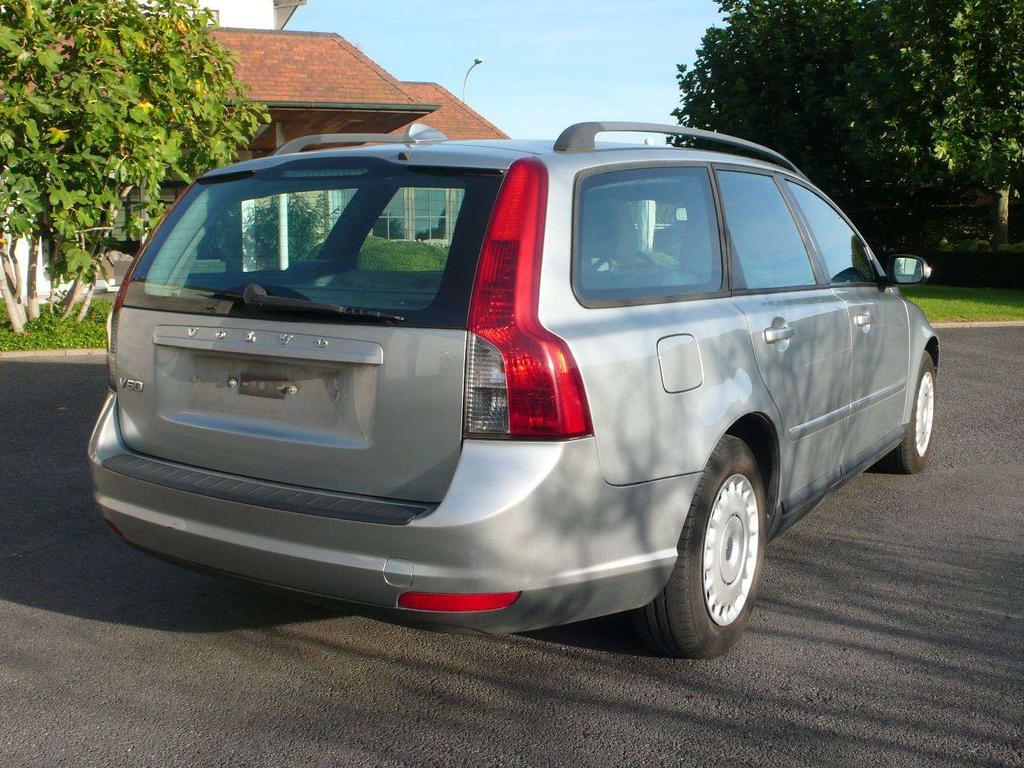 Volvo V50 1.6 D euro 5 Garage Frank Mesure