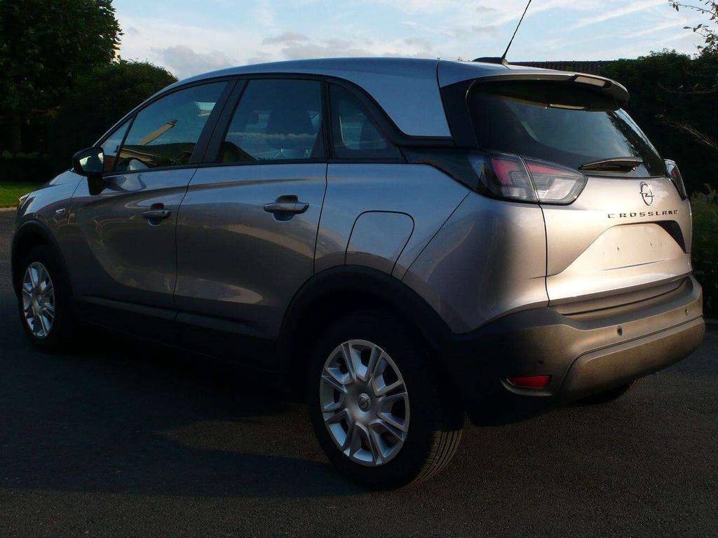 Opel Crossland 8300km - benzine - airco - cruise control Garage Frank Mesure