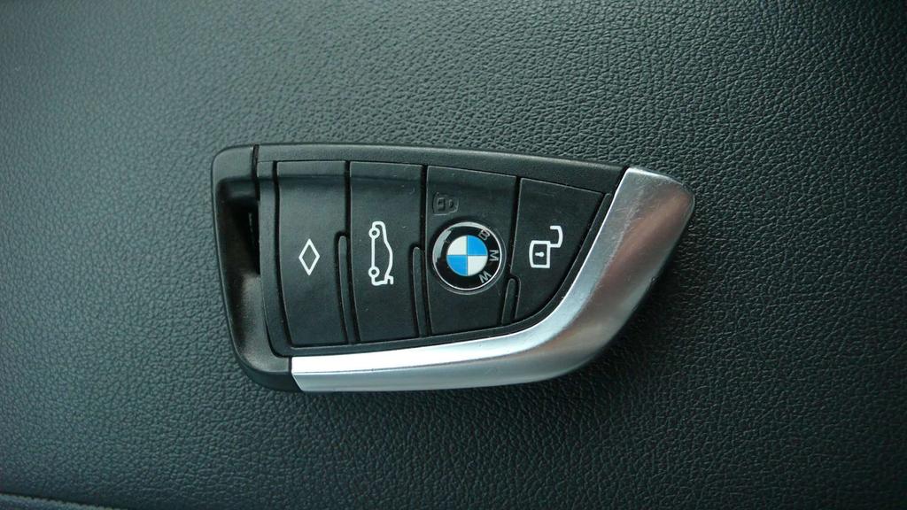 BMW 118 Benzine - Apple Carplay - 140pk - LED - 38.900km Garage Frank Mesure