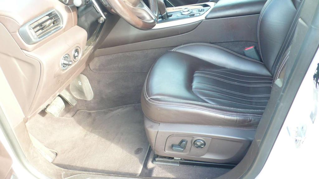 Maserati Levante Auto - Acc - Pano  dak - 275 PK - 144070 KM Garage Frank Mesure