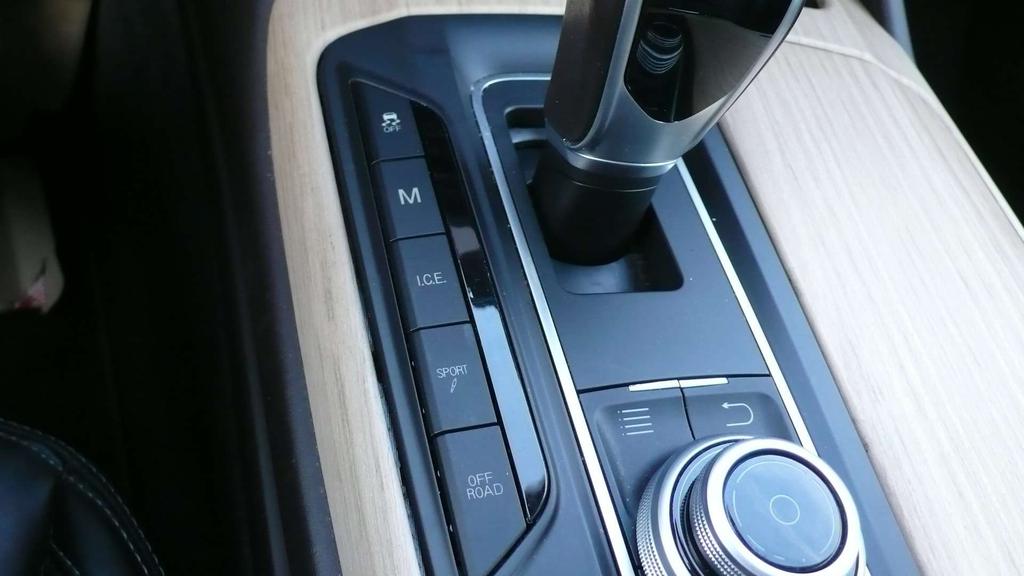 Maserati Levante Auto - Acc - Pano  dak - 275 PK - 144070 KM Garage Frank Mesure