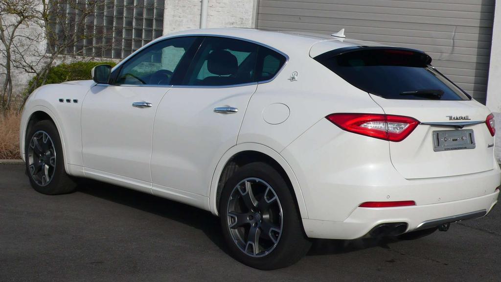 Maserati Levante Auto - Acc - Pano  dak - 275 PK - 144070 KM Garage Frank Mesure