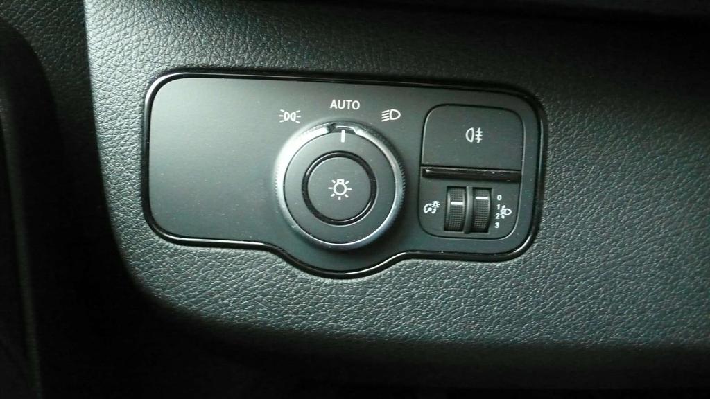 Mercedes-Benz Sprinter 317 CDI L2H2 - MBUX - 61600km - 30250 euro+btw Garage Frank Mesure