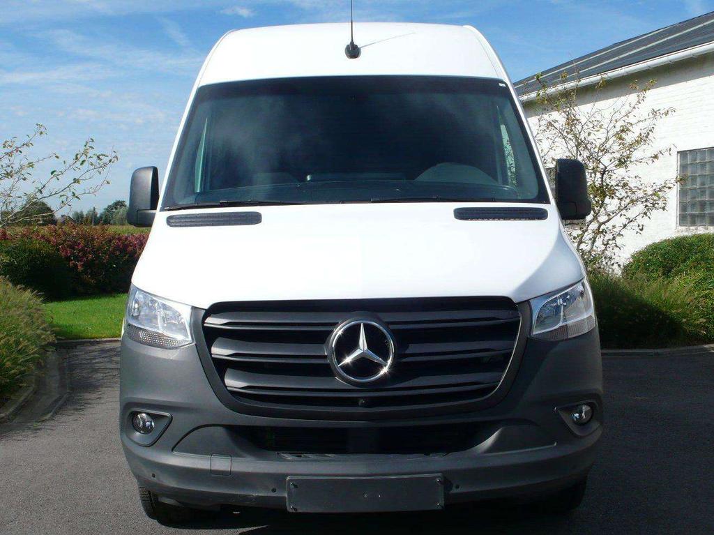 Mercedes-Benz Sprinter 317 CDI L2H2 - MBUX - 61600km - 30250 euro+btw Garage Frank Mesure