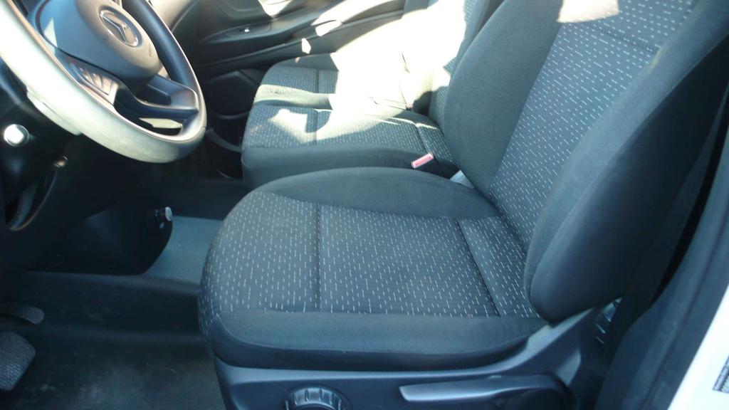 Mercedes-Benz Vito 114 CDI - lang - auto - 3 zitpl - 22800 euro+btw Garage Frank Mesure