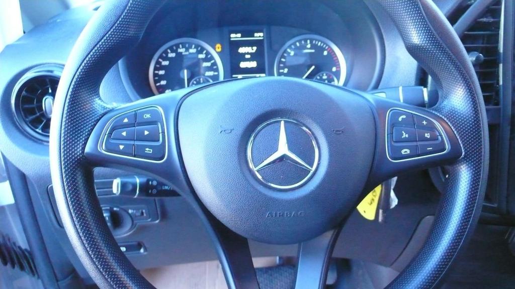 Mercedes-Benz Vito 114 CDI - lang - auto - 3 zitpl - 22800 euro+btw Garage Frank Mesure