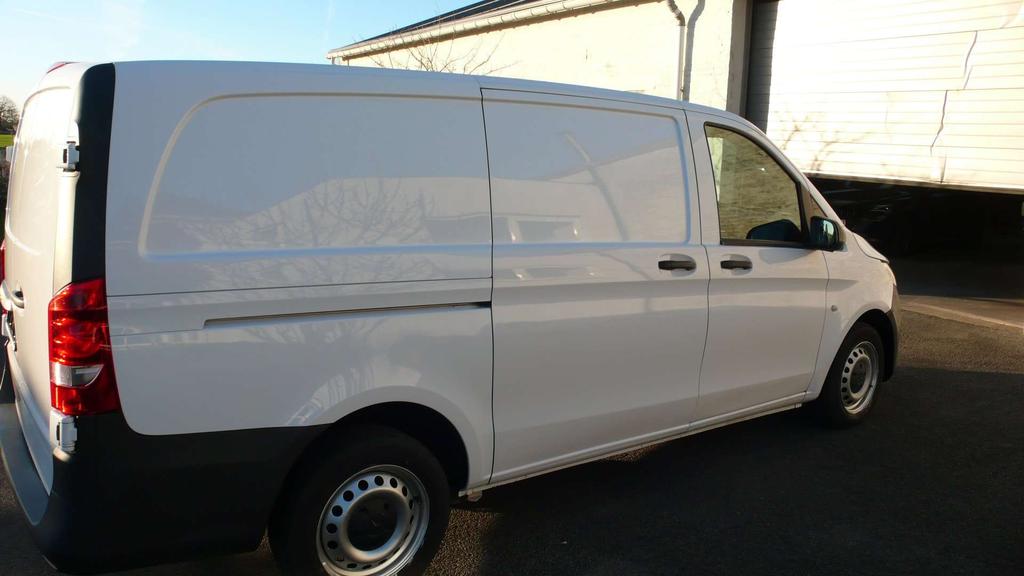 Mercedes-Benz Vito 114 CDI - lang - auto - 3 zitpl - 22800 euro+btw Garage Frank Mesure