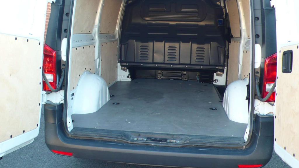 Mercedes-Benz Vito 114 CDI - lang - auto - 3 zitpl - 22800 euro+btw Garage Frank Mesure