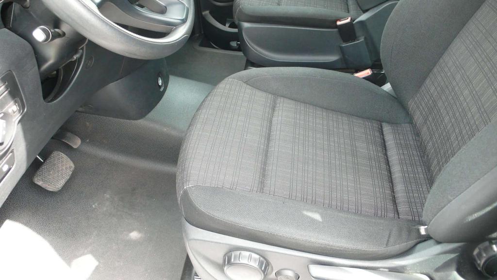 Mercedes-Benz Vito 114 CDI Tourer L - 63.990km - 23.800euro+btw Garage Frank Mesure