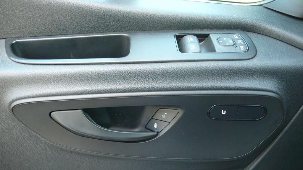 Mercedes-Benz Sprinter 317 CDI - L3H2 - AHK 3.5 ton- 30750 euro+btw Garage Frank Mesure