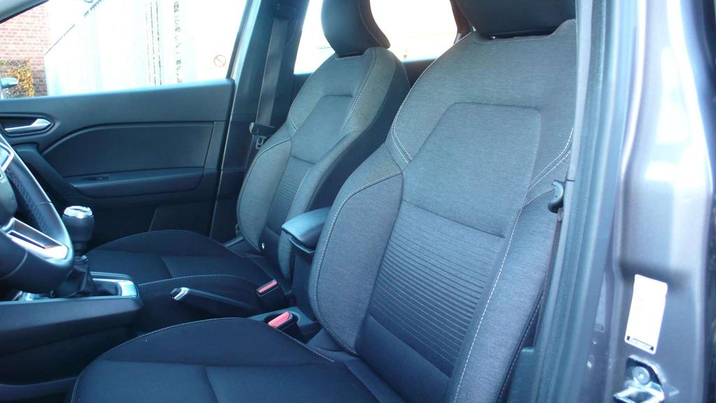 Renault Captur 45.500km - benzine - navi - 13.950 euro+btw Garage Frank Mesure