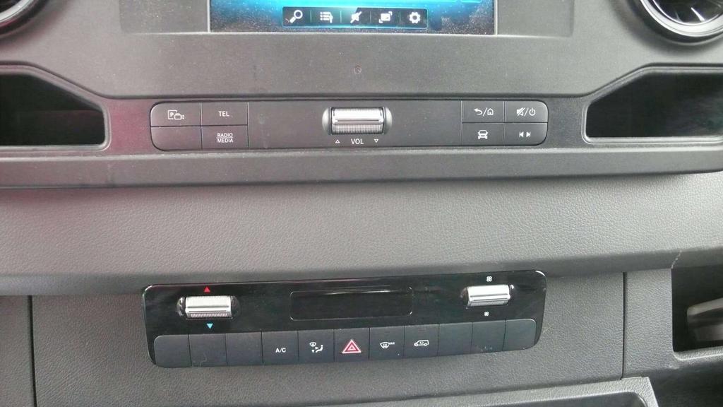 Mercedes-Benz Sprinter 314 CDI L3H2 - automatic - MBUX - 22500 euro+btw Garage Frank Mesure