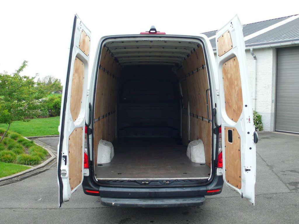 Mercedes-Benz Sprinter 314 CDI L3H2 - automatic - MBUX - 22500 euro+btw Garage Frank Mesure