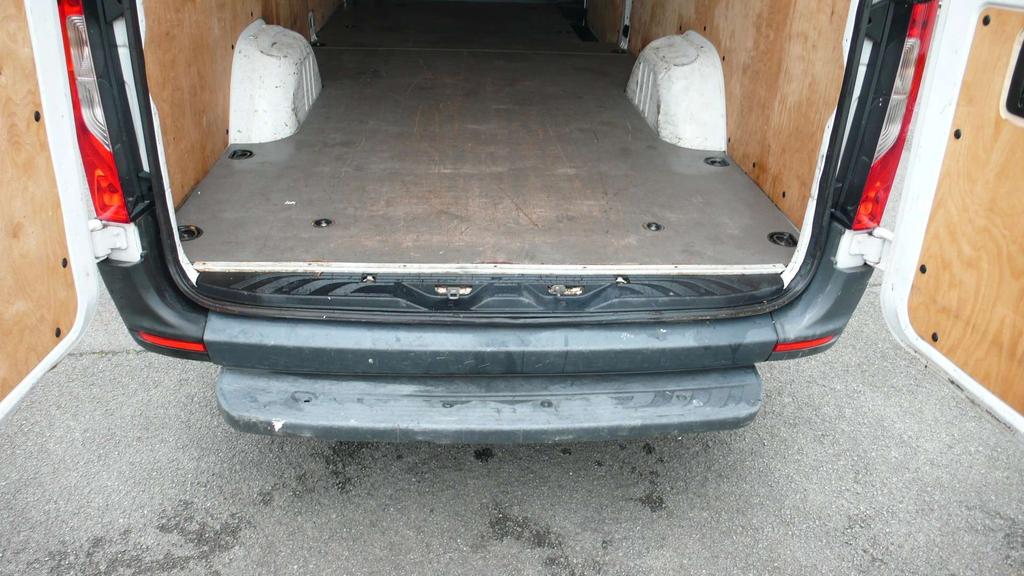 Mercedes-Benz Sprinter 314 CDI L3H2 - automatic - MBUX - 22500 euro+btw Garage Frank Mesure