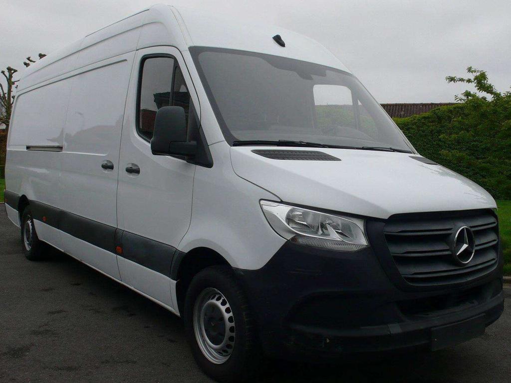 Mercedes-Benz Sprinter 314 CDI L3H2 - automatic - MBUX - 22500 euro+btw Garage Frank Mesure