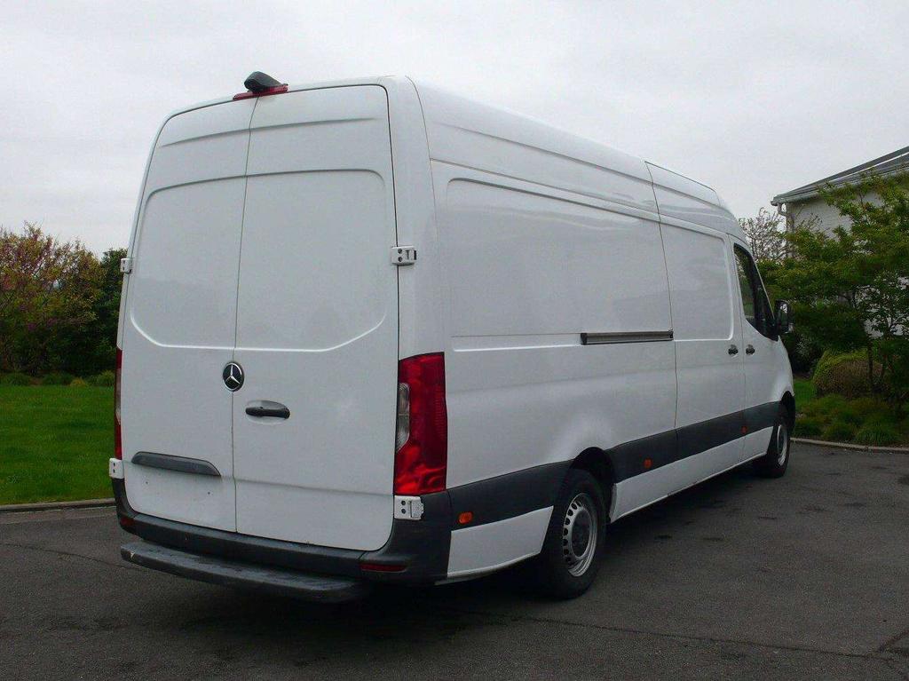 Mercedes-Benz Sprinter 314 CDI L3H2 - automatic - MBUX - 22500 euro+btw Garage Frank Mesure