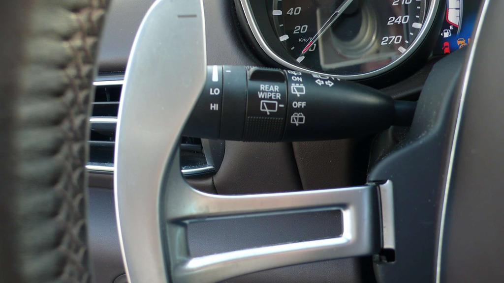 Maserati Levante AUTO- ACC- PANO DAK - 275 pk - 26500 euro+btw Garage Frank Mesure