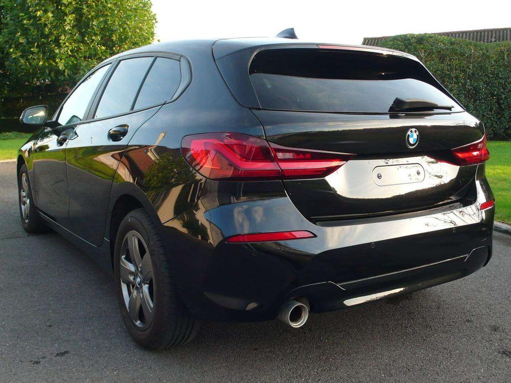 BMW 118 Benzine - Apple Carplay - 140pk - LED - 38.900km Garage Frank Mesure