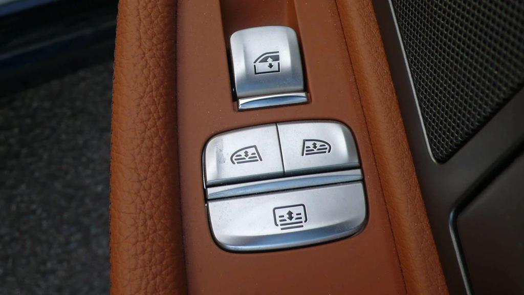 BMW 730 D - open dak - ACC - soft close - MOOI STAAT Garage Frank Mesure