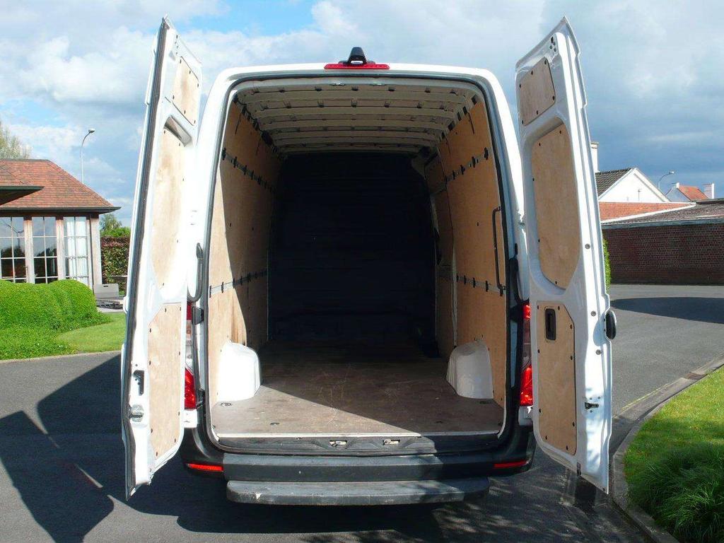 Mercedes-Benz Sprinter 314 CDI L3H2 - automatic - MBUX - 23500 euro+btw Garage Frank Mesure