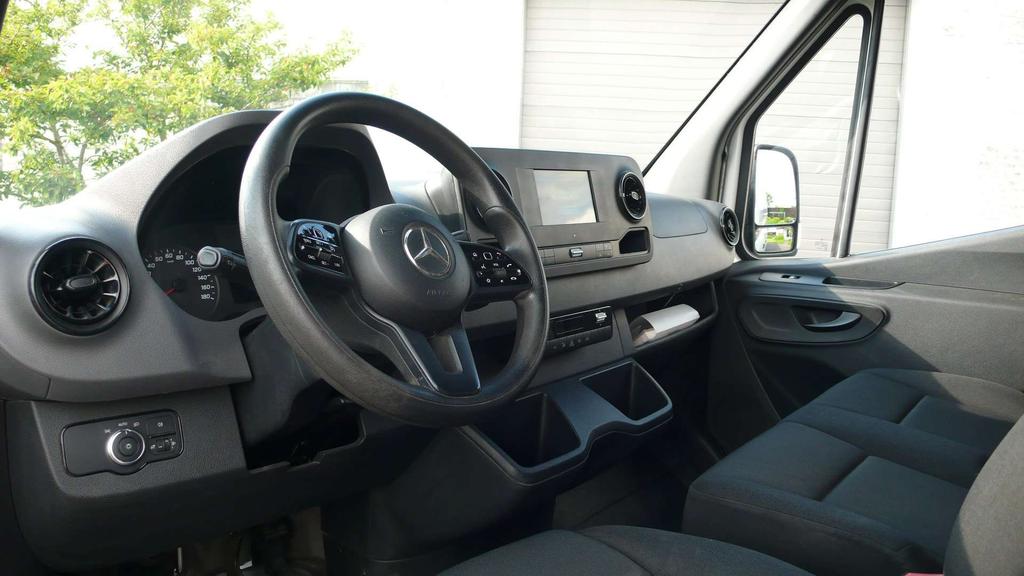 Mercedes-Benz Sprinter 314 CDI L3H2 - automatic - MBUX - 23500 euro+btw Garage Frank Mesure