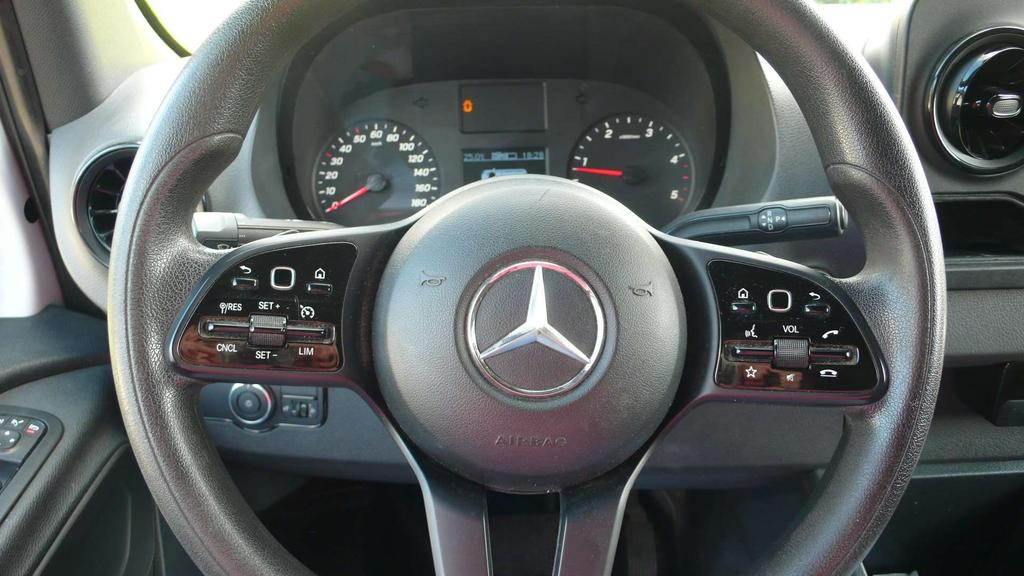 Mercedes-Benz Sprinter 314 CDI L3H2 - automatic - MBUX - 23500 euro+btw Garage Frank Mesure