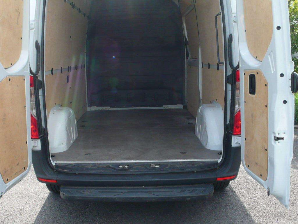 Mercedes-Benz Sprinter 314 CDI L2H2- FWD - AUTO - 25.000km Garage Frank Mesure