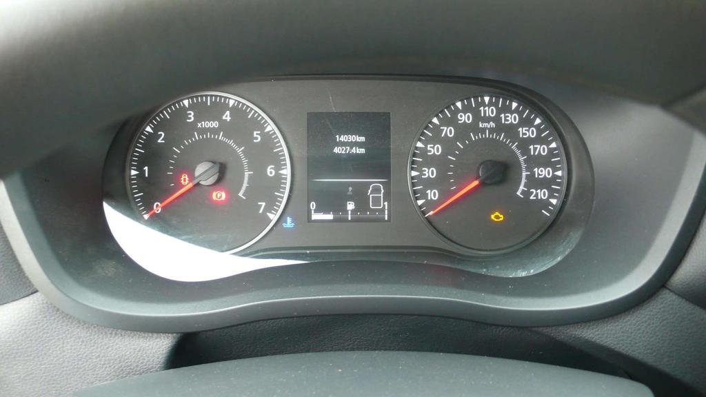 Renault Master L2H2 - 14028 km - als nieuw - 25700 euro+btw Garage Frank Mesure