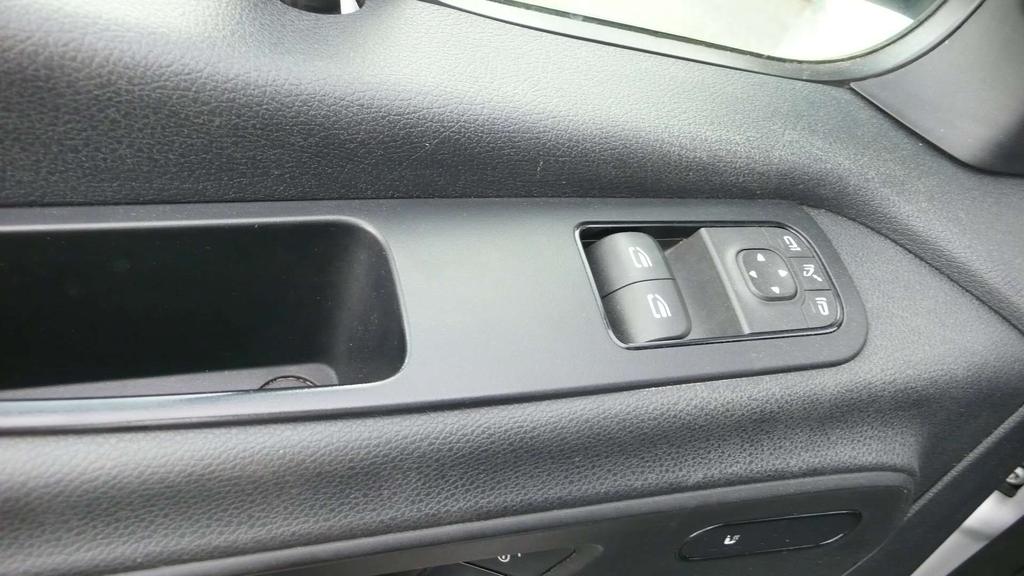 Mercedes-Benz Sprinter 317 CDI - L3H2 - AHK 3.5 ton - 30750 euro+btw Garage Frank Mesure