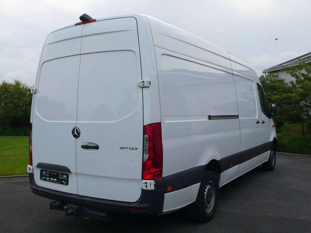 Mercedes-Benz Sprinter 317 CDI - L3H2 - AHK 3.5 ton - 30750 euro+btw Garage Frank Mesure