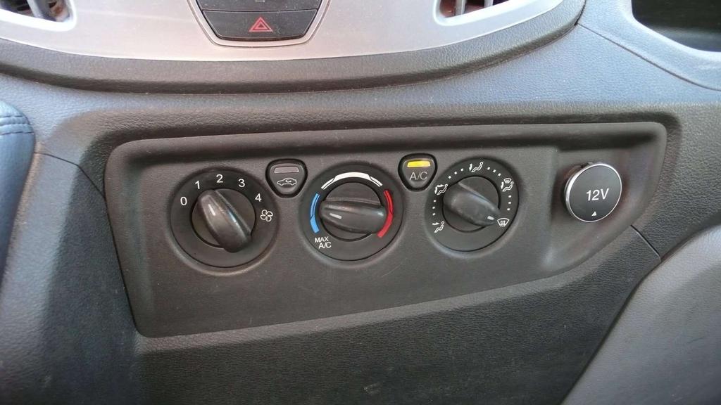 Ford Transit L4H3 - airco - 7850 euro + btw Garage Frank Mesure