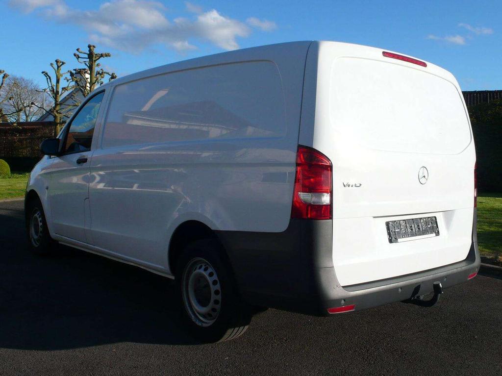 Mercedes-Benz Vito 114 CDI lang - 3 zitpl - manu - 17500 euro + btw Garage Frank Mesure