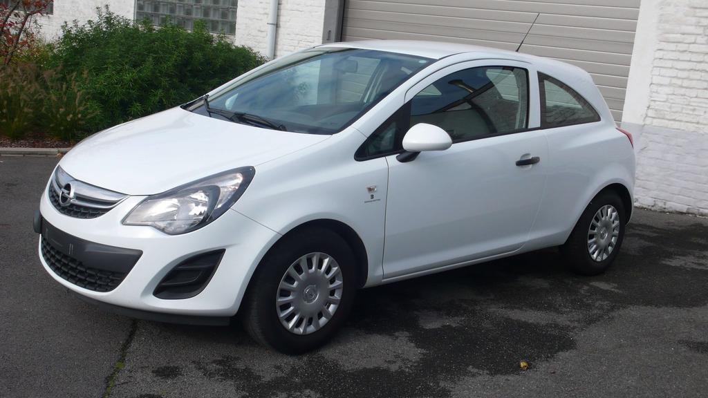 Opel Corsa Lichte vracht geen BIV jaarlijkse taks 150€ Garage Frank Mesure