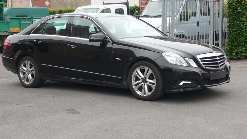 Garage Frank Mesure - Mercedes-Benz E 220