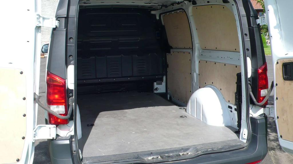 Mercedes-Benz Vito 114 CDI - lang - automaat - airco - 22800 euro+btw Garage Frank Mesure