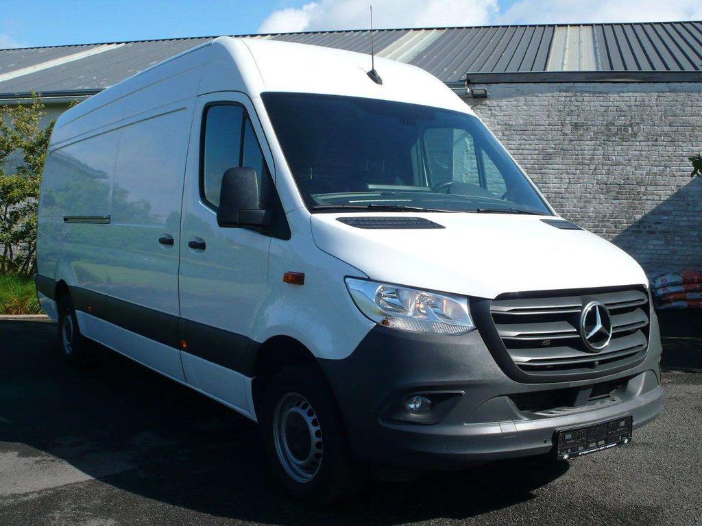 Mercedes-Benz Sprinter 315 - L3H2 - MBUX - navi - 72600km - 29200 netto Garage Frank Mesure