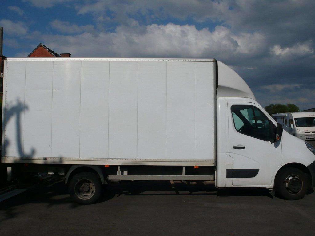 Renault Master koffer 4 M airco - navi - 3 zitpl - -12000euro+btw Garage Frank Mesure
