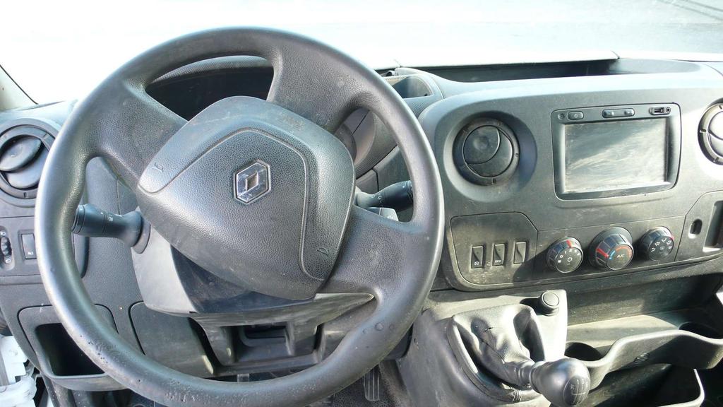 Renault Master koffer 4 M airco - navi - 3 zitpl - -12000euro+btw Garage Frank Mesure