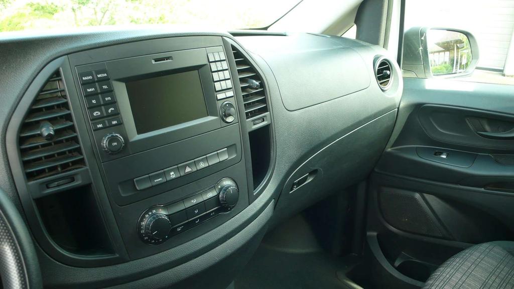 Mercedes-Benz Vito 114 CDI lang tourer - 8 plaatsen of lichte vracht Garage Frank Mesure