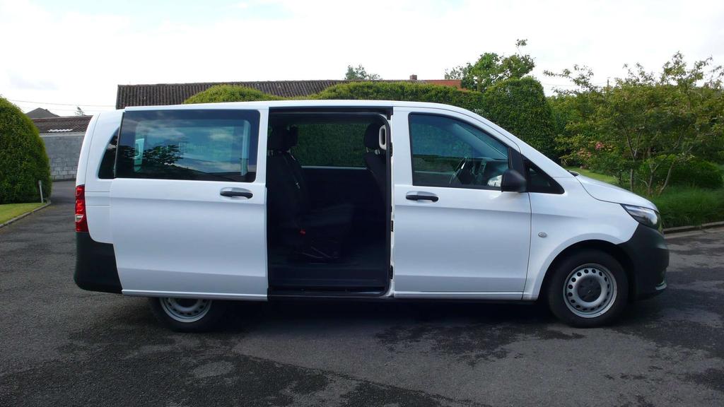 Mercedes-Benz Vito 114 CDI lang tourer - 8 plaatsen of lichte vracht Garage Frank Mesure