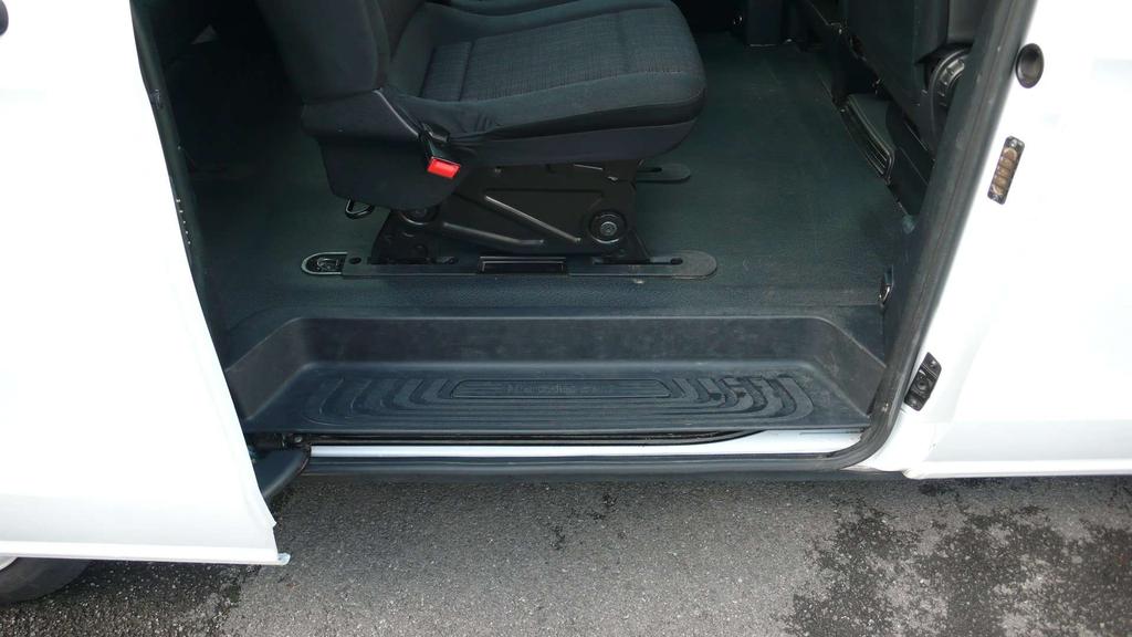 Mercedes-Benz Vito 114 CDI lang tourer - 8 plaatsen of lichte vracht Garage Frank Mesure