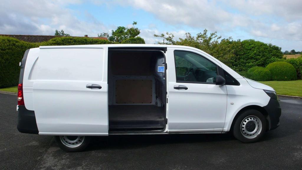 Mercedes-Benz Vito 114 CDI - lang - automaat - airco - 22500 euro+btw Garage Frank Mesure