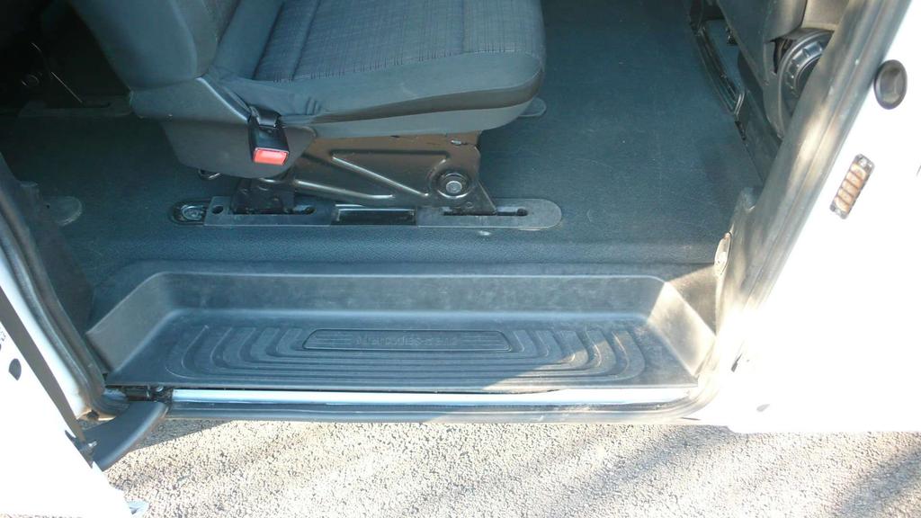 Mercedes-Benz Vito 114 CDI lang tourer - 8 plaatsen of lichte vracht Garage Frank Mesure