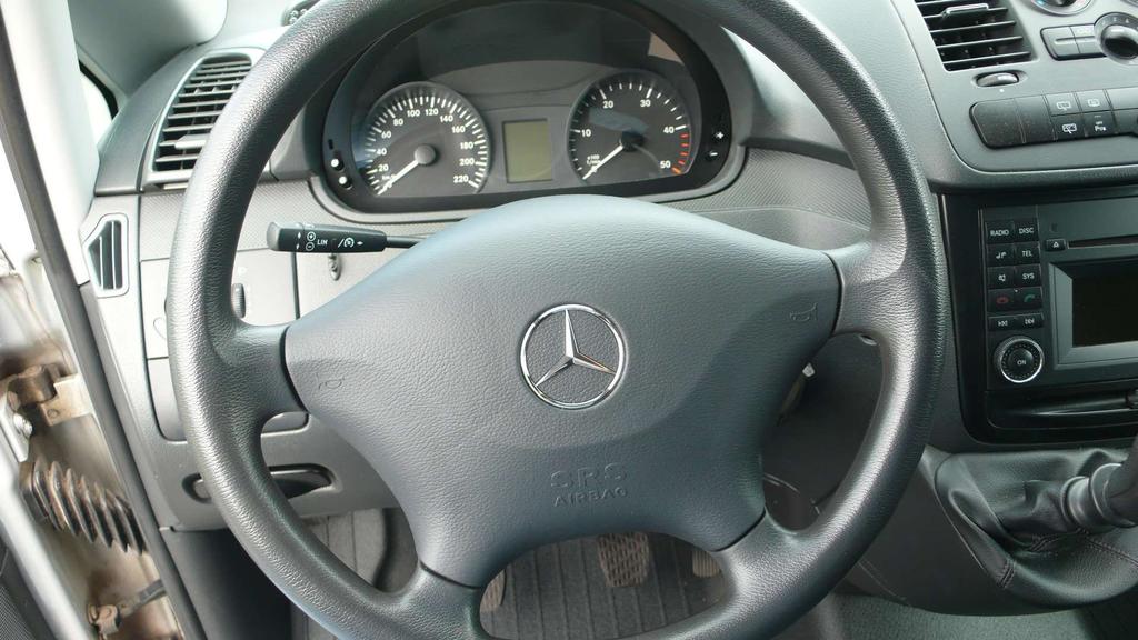 Mercedes-Benz Vito 116 CDI LANG  5 zitplaatsen     9700 euro gekeurd Garage Frank Mesure