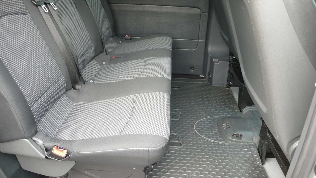Mercedes-Benz Vito 116 CDI LANG  5 zitplaatsen     9700 euro gekeurd Garage Frank Mesure