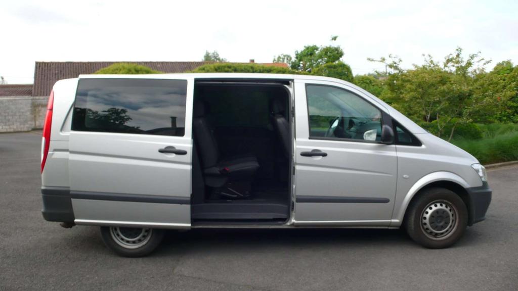 Mercedes-Benz Vito 116 CDI LANG  5 zitplaatsen     9700 euro gekeurd Garage Frank Mesure